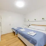 House Niko T With 6 Appartement *