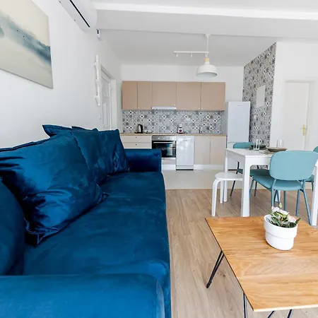 House Niko T With 6 Appartamento