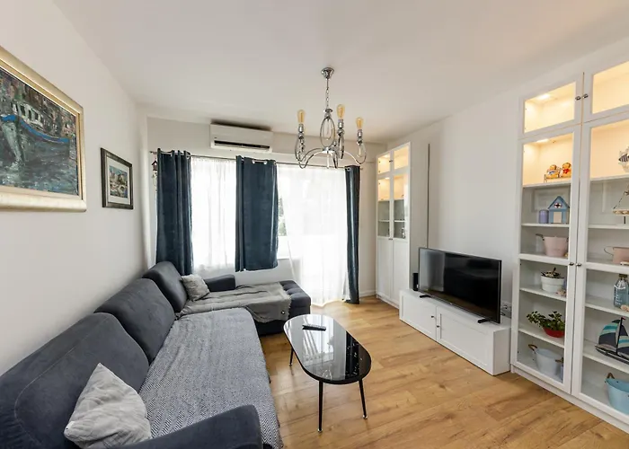 House Niko T With 6 * سبليت